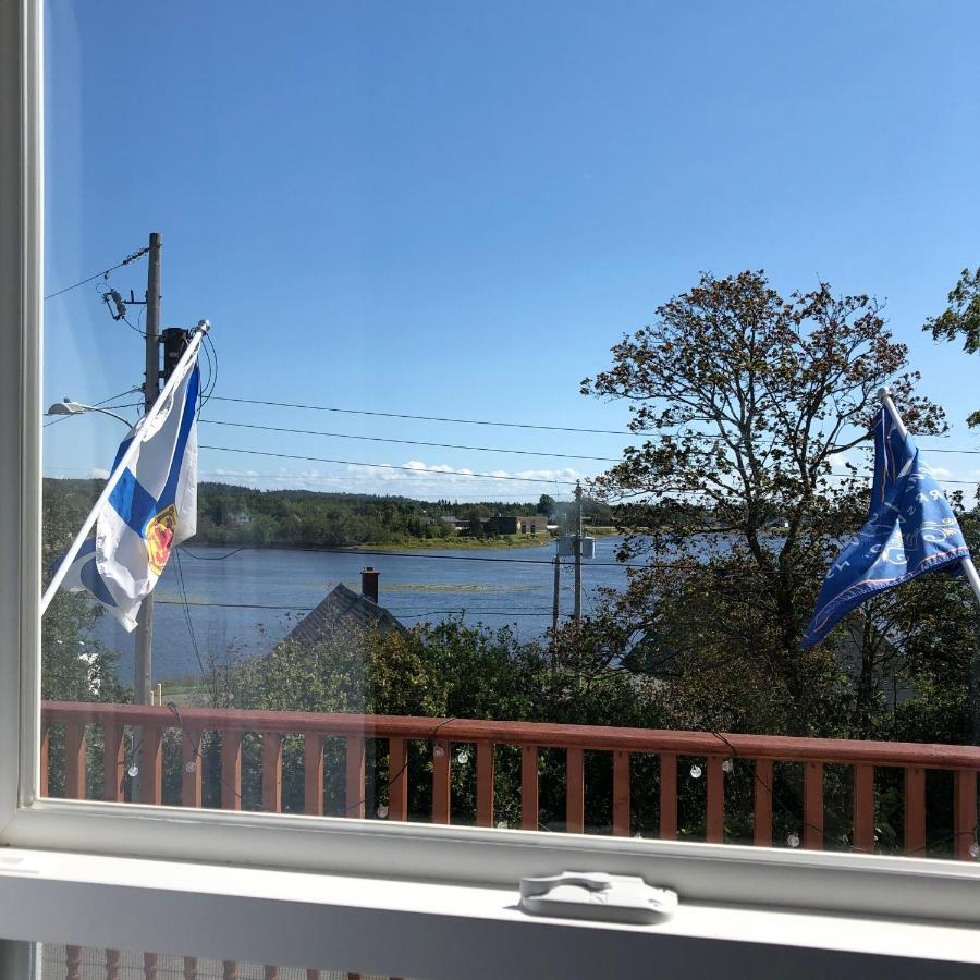 Pleasant Street Inn Parrsboro Bagian luar foto