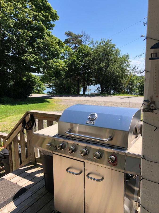 Pleasant Street Inn Parrsboro Bagian luar foto